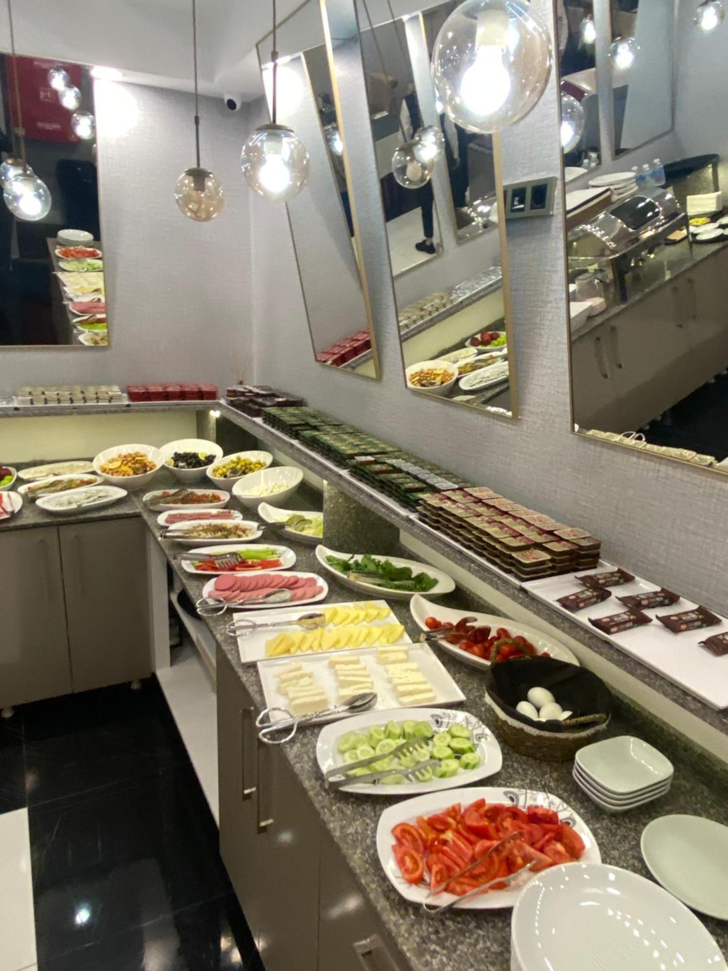 Grand Hamit By Karadayi Airport Hotel Arnavutkoy Екстериор снимка