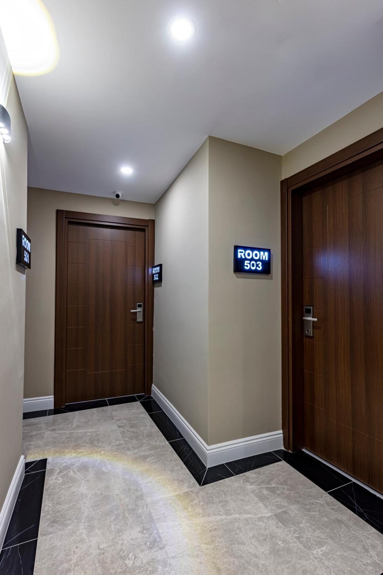 Grand Hamit By Karadayi Airport Hotel Arnavutkoy Екстериор снимка