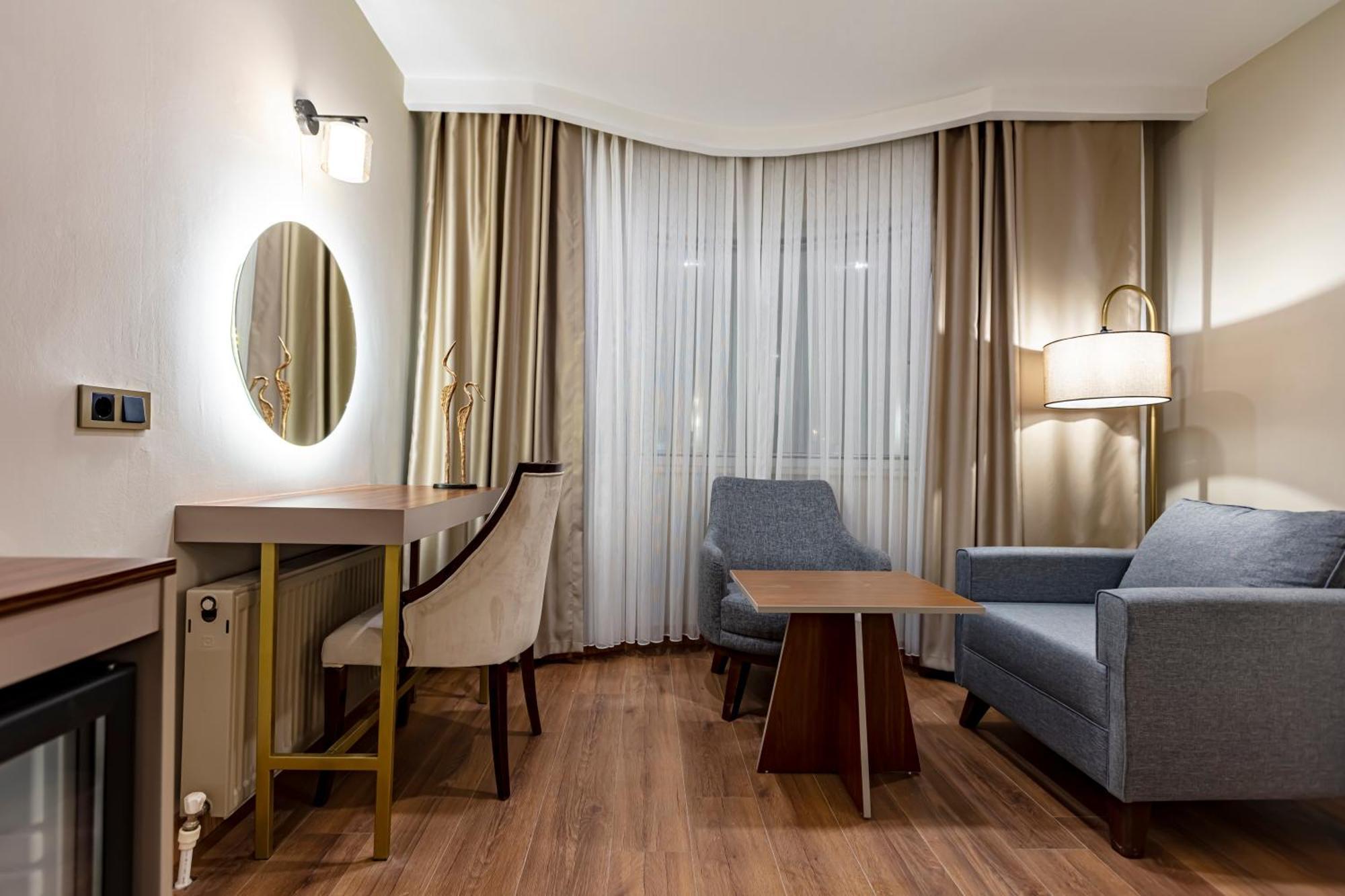 Grand Hamit By Karadayi Airport Hotel Arnavutkoy Екстериор снимка