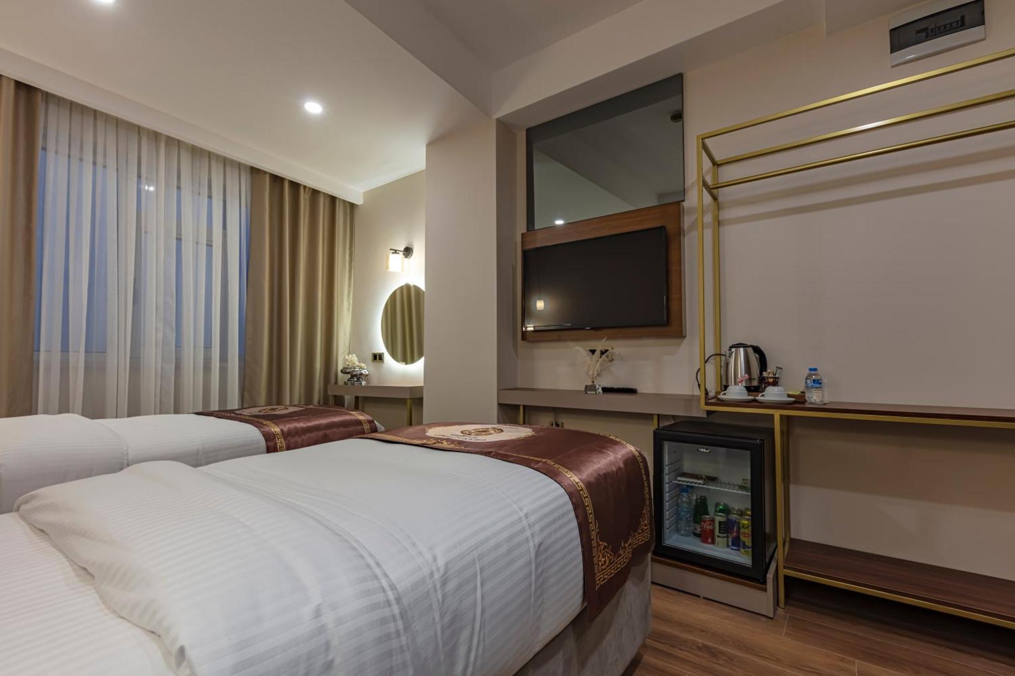 Grand Hamit By Karadayi Airport Hotel Arnavutkoy Екстериор снимка